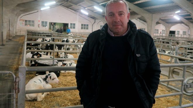 Roberto Lorenzo no Mercado de Castro de Riberas de Lea