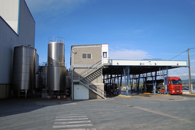 Vista das instalacións actual da planta de Oviganic Ibérica no polígono industrial do Reboredo, en Monforte