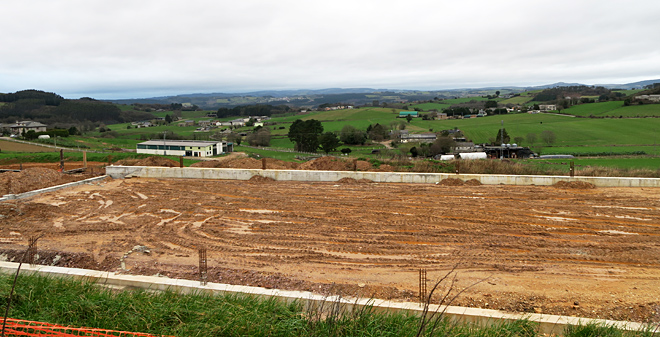 Obras de ampliación dunha explotación na parroquia de Álvare (A Pastoriza) unha das de maior produción de leite de Galicia