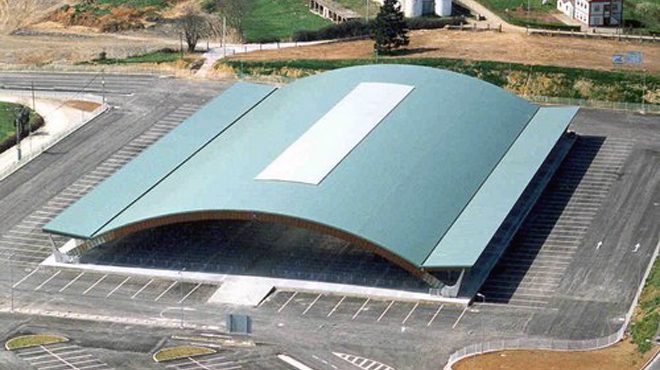 Instalacións do Mercado Nacional de Gando José Federico González Llenín de Pola de Siero