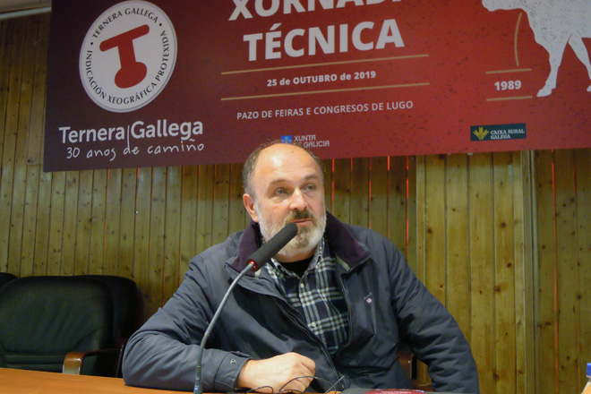 Gonzalo Fernández, durante a súa intervención nas xornadas técnicas de Ternera Gallega