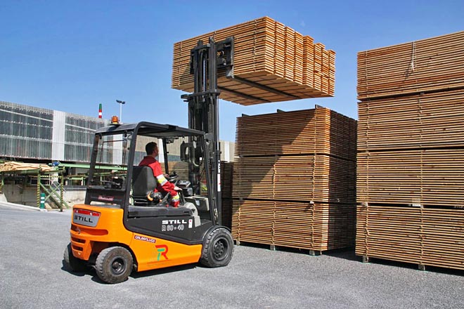 No aserradeiro de Hijos de Ramón Rubal SL en Alfoz están enviando a metade da súa produción a China