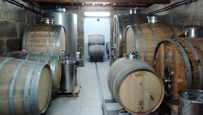 Bodega-vella-Cume-do-Avia-