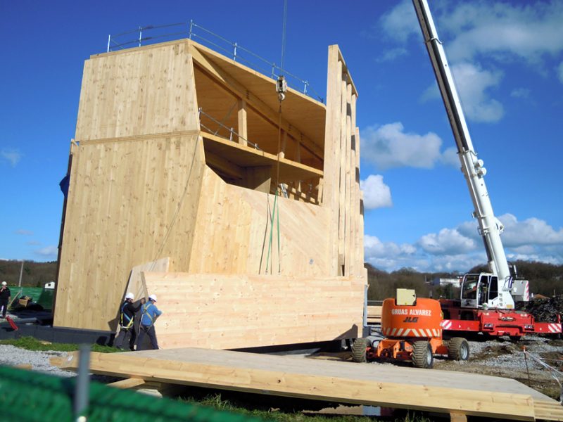 Construción do edificio Impulso Verde, que se está a levar a cabo en Lugo con madeira subministrada por Hijos de Ramón Rubal