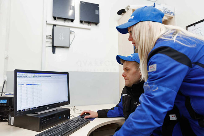 Gandeiros holandeses empregando os sistemas de predición de Data Dairy Warehouse