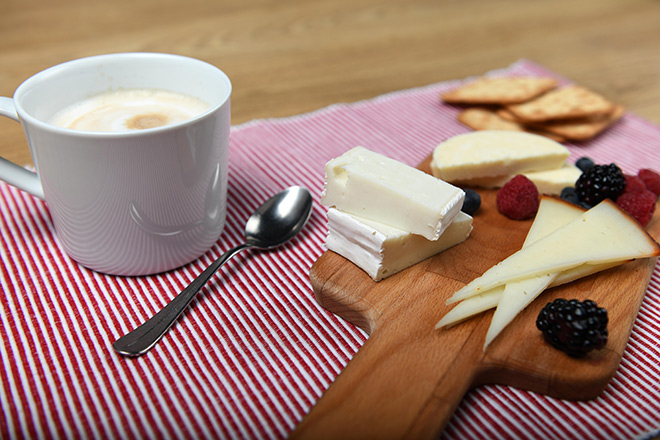 Tabla de quesos para desayunar