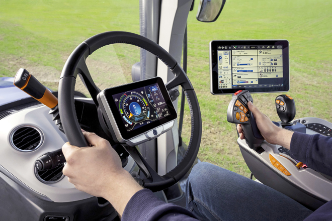 La pantalla en el centro del volante es una novedad que incorpora este nuevo modelo