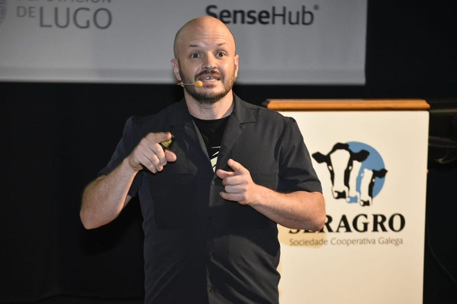 Sebastián, durante su intervención en las últimas Jornadas Técnicas de Vacuno de Leche organizadas por Seragro