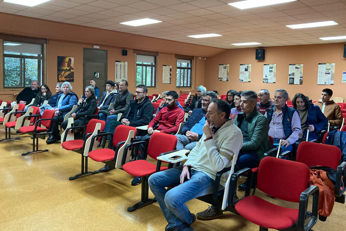 Parte do alumnado dos cursos