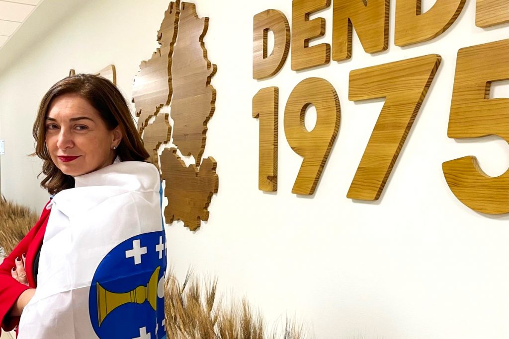 Foto publicada por Carmen Lence en su perfil de Linkedin el pasado 9 de noviembre para defender su galleguidad