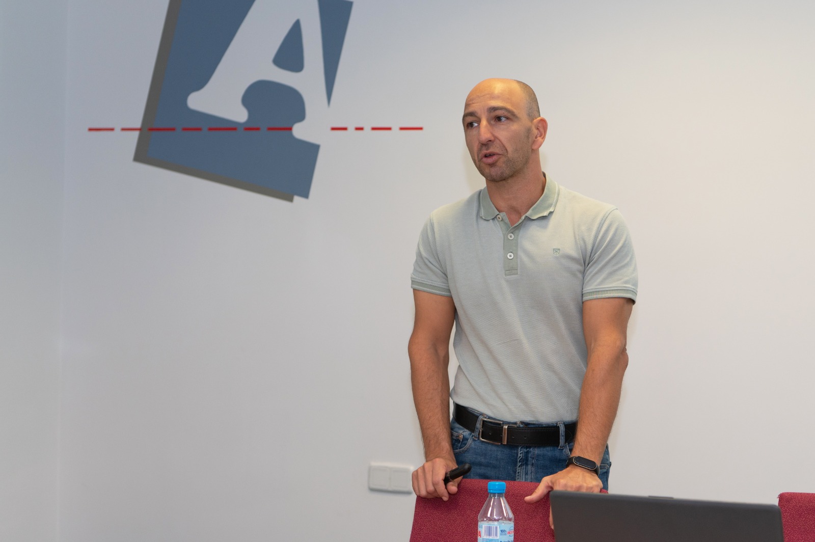 Pedro Martínez, Secretario Xeral da recentemente constituída  Confederación Española de Transporte de Animais Vivos (CETM Animais vivos)&nbsp;, así como da Asociación de Transportistas de Animais e Alimentación animal (ASTRAYA)  
