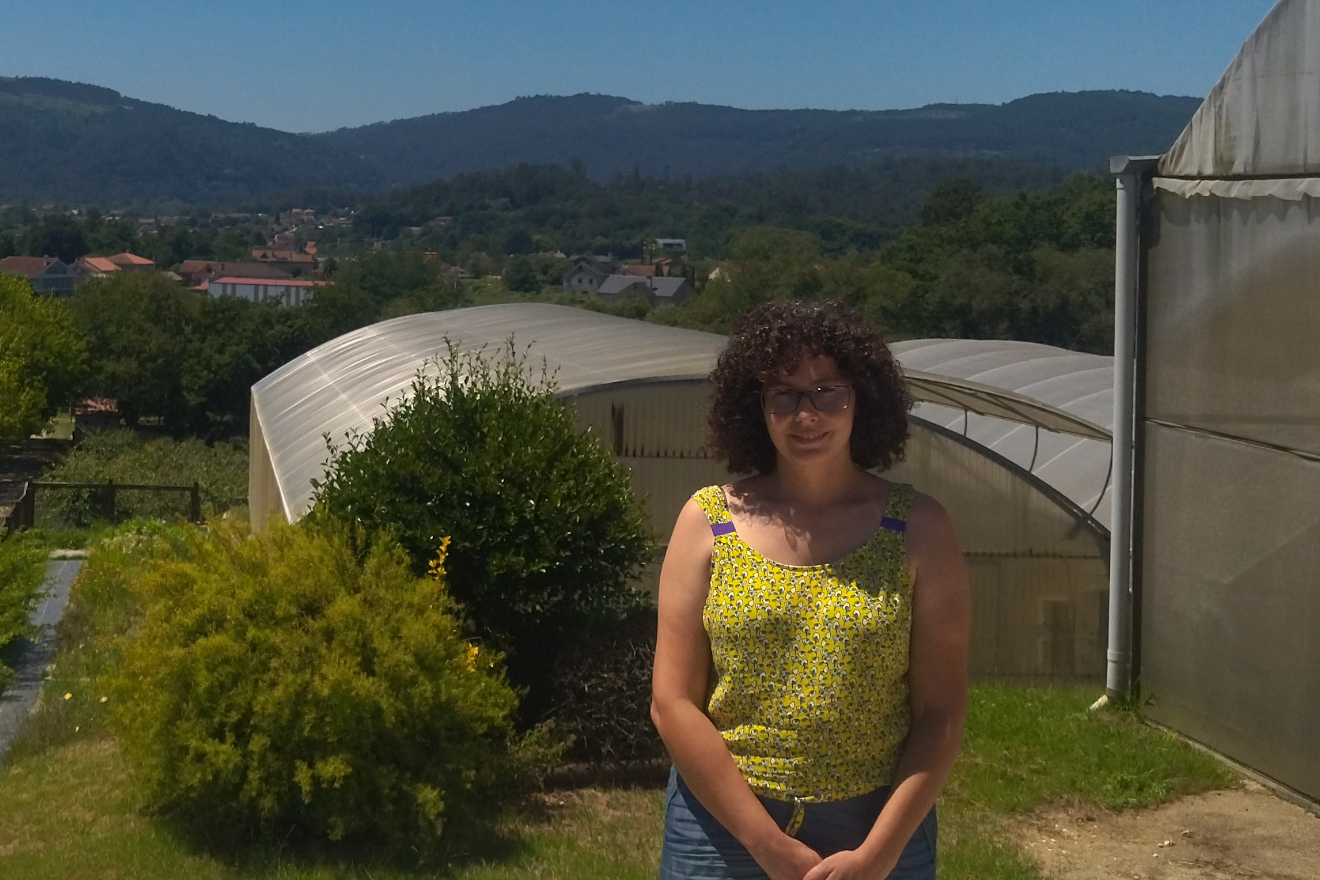 FOTO PRESIDENTA APEAGA PROFESORADO AGRARIA estandar