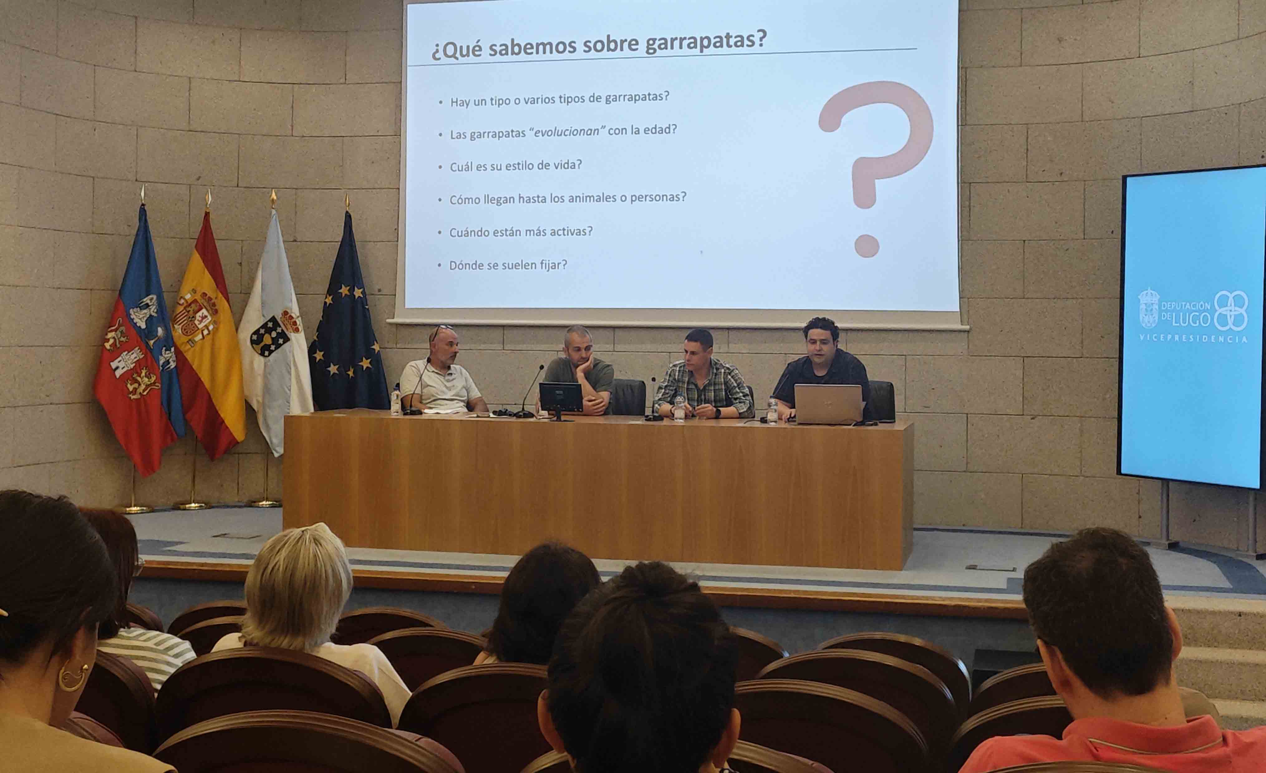  Alberto Díaz, á dereita, durante a celebración da xornada formativa na Deputación de Lugo
