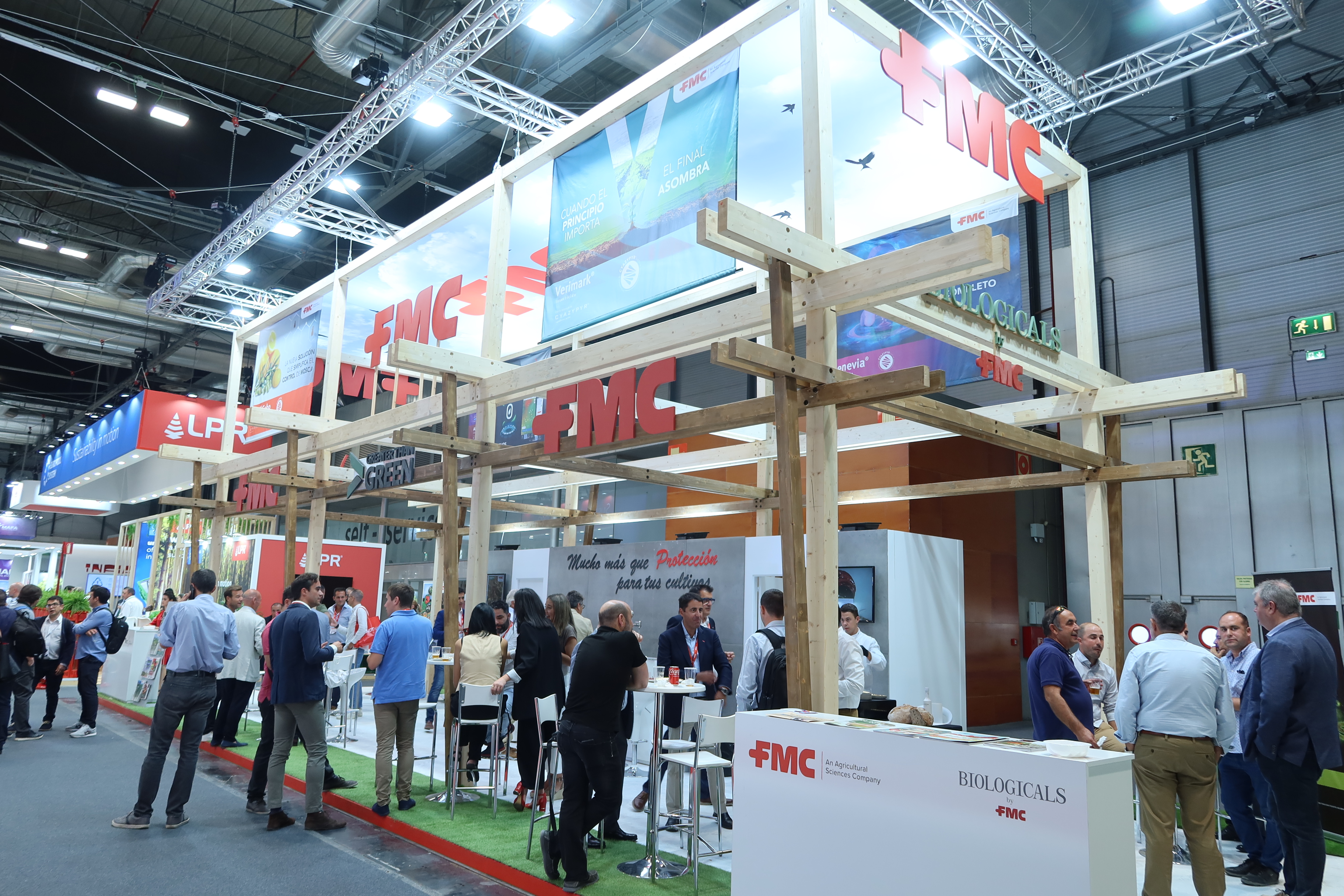 STAND FMC 2
