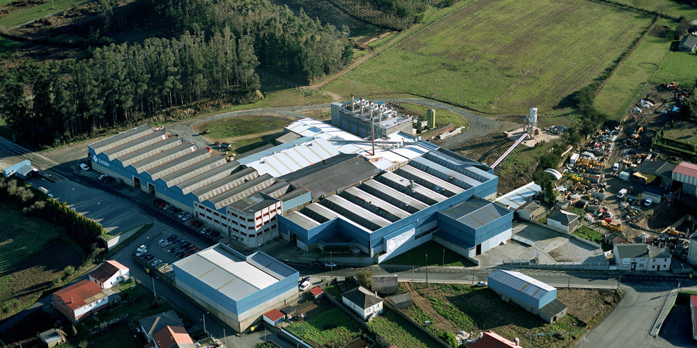 Planta de fabricación de taboleiros, contrachapados e melaminas de Losán en Curtis