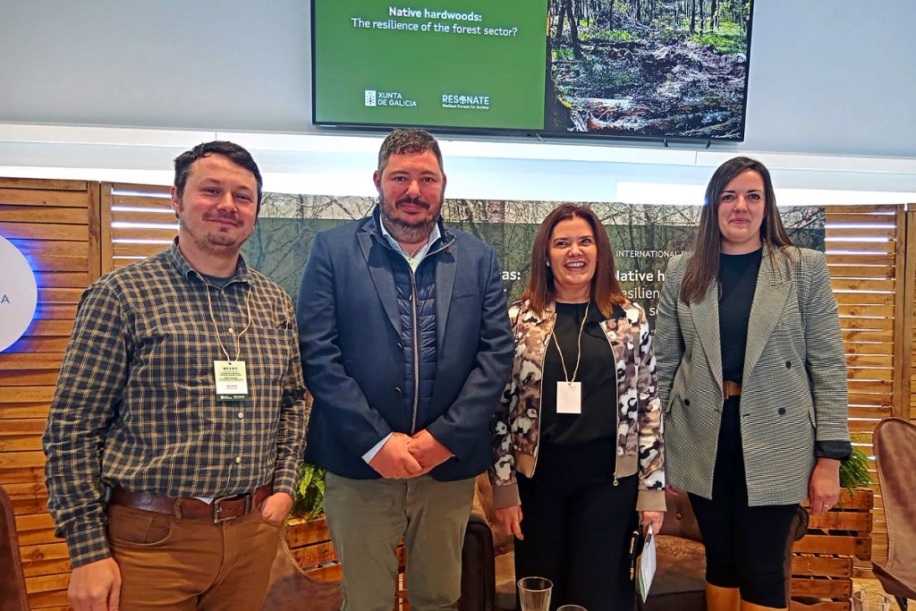 Xosé Catoira, Gabriel Fernández, María Tubío e Mari Carmen Gayoso, nas xornadas organizadas por XERA