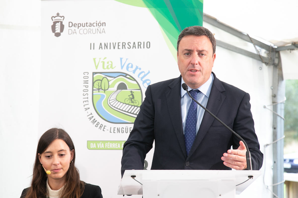 Valentín González Formoso en la clausura de las jornadas “De la Vía férrea a la Vía Verde”.